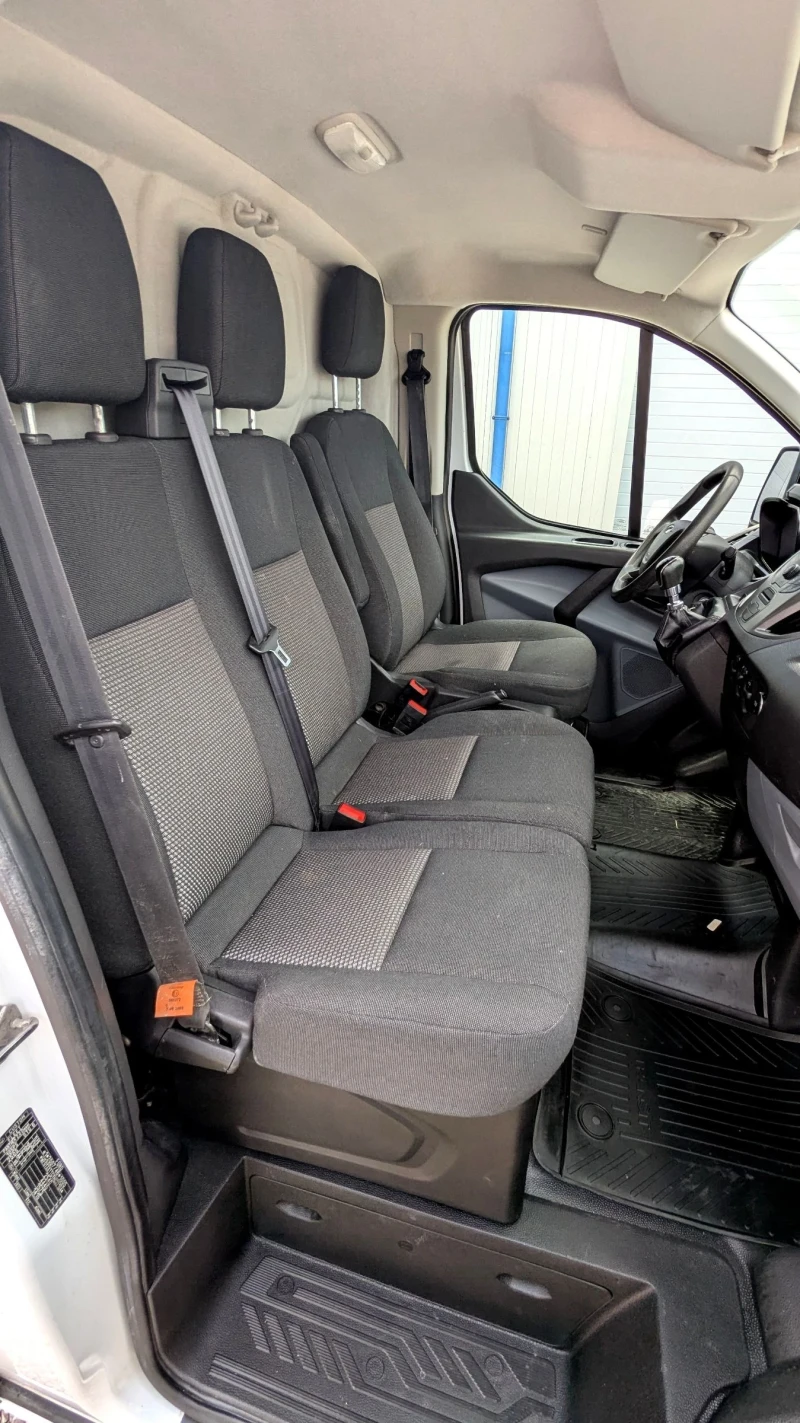 Ford Transit Custom 2.0 TDCI, снимка 9 - Бусове и автобуси - 51186543