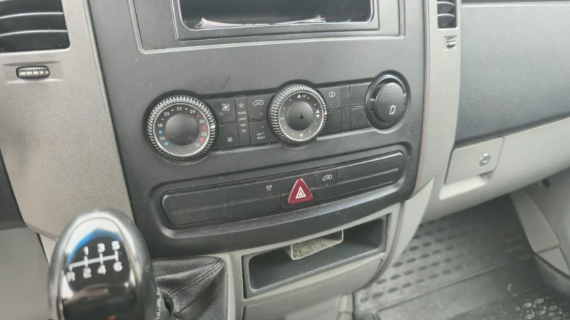 Mercedes-Benz Sprinter Тристранен самосвал 518, снимка 10 - Бусове и автобуси - 53019743