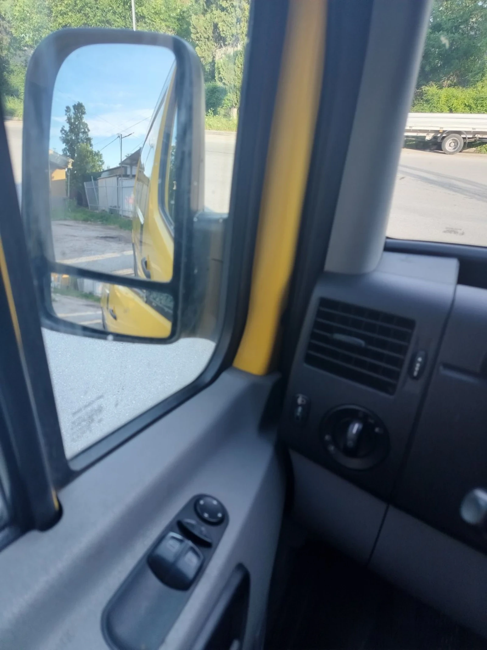 VW Crafter 3.5, снимка 13 - Бусове и автобуси - 54579506