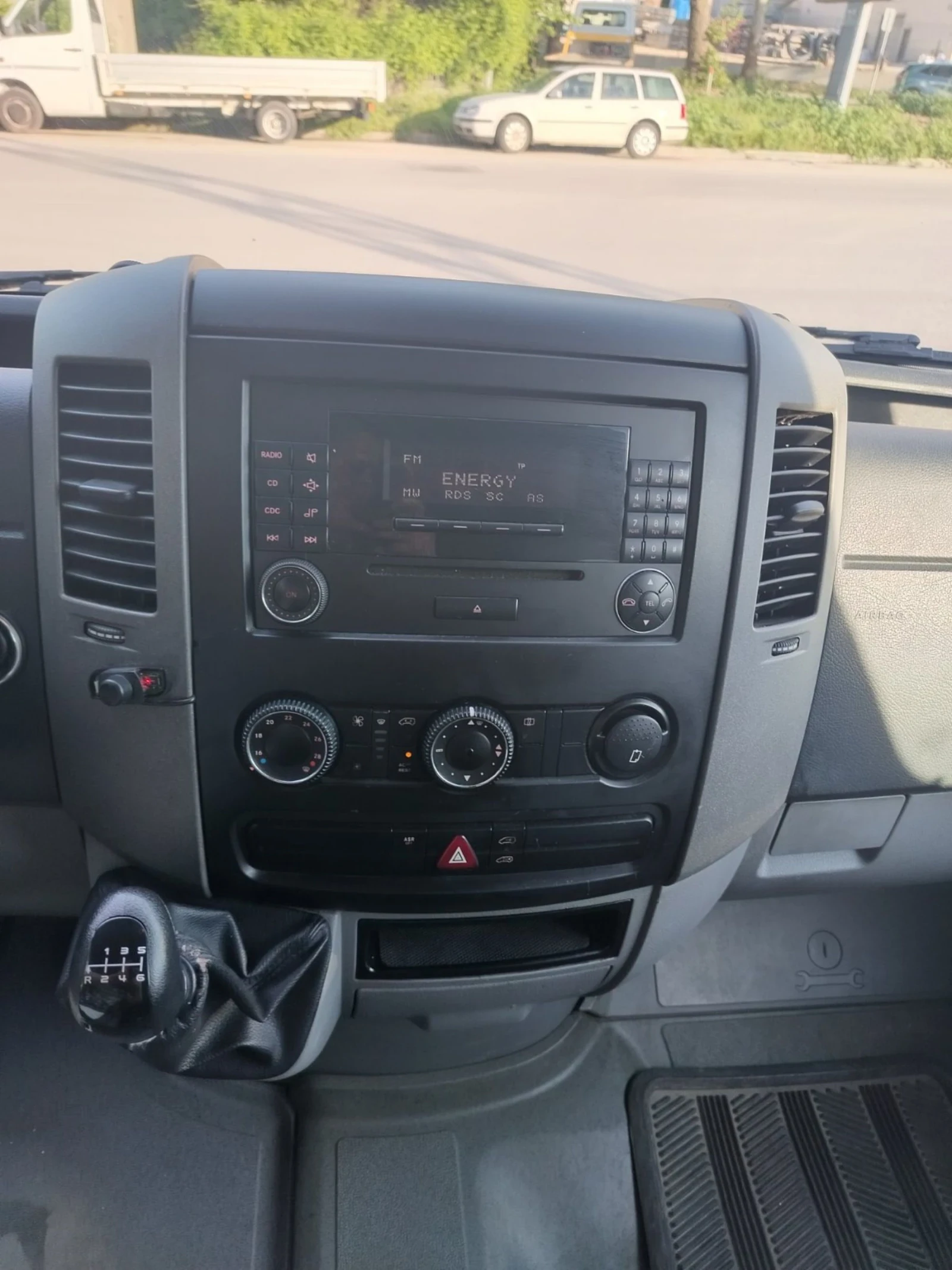 VW Crafter 3.5, снимка 7 - Бусове и автобуси - 54579506