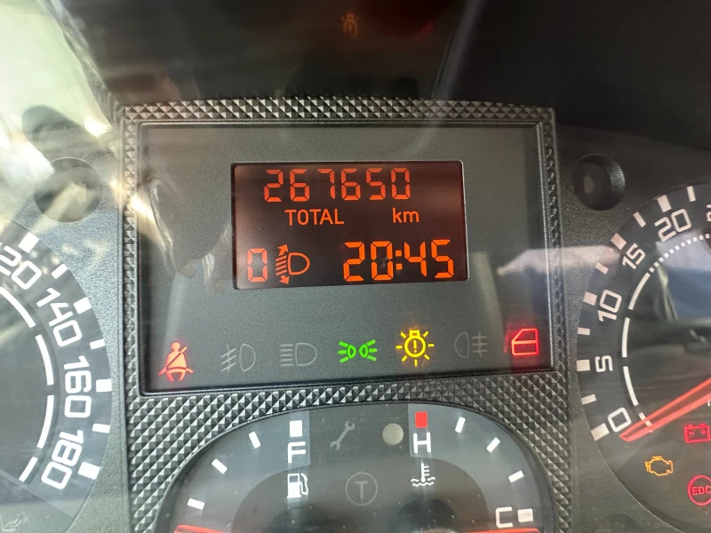 Iveco 35c18 35s18 4x2 с кран, снимка 11 - Камиони - 49269168