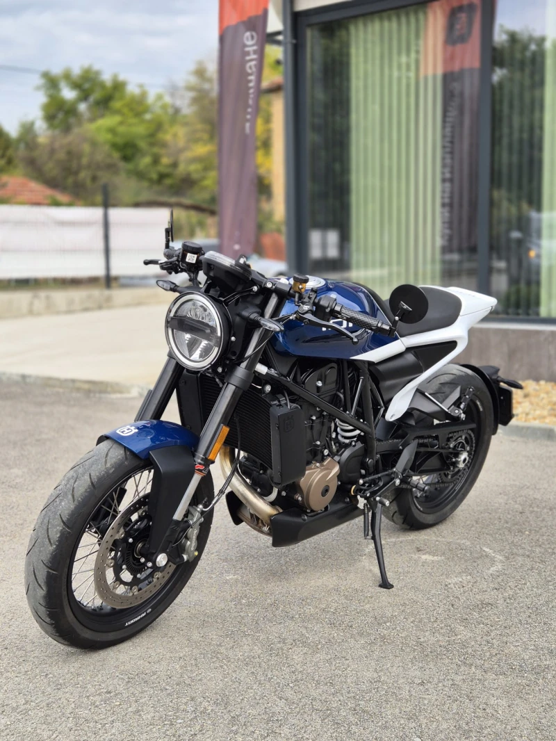 Husqvarna Vitpilen 701 8000km!!! Нов внос ШВЕЙЦАРИЯ, снимка 3 - Мотоциклети и мототехника - 52113153