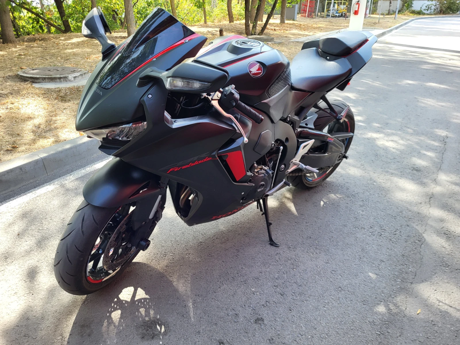 Honda Cbr 1000RR, снимка 4 - Мотоциклети и мототехника - 54594157