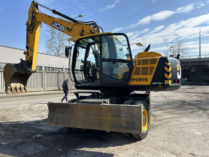 Багер JCB JS 175W, снимка 2 - Индустриална техника - 47530893