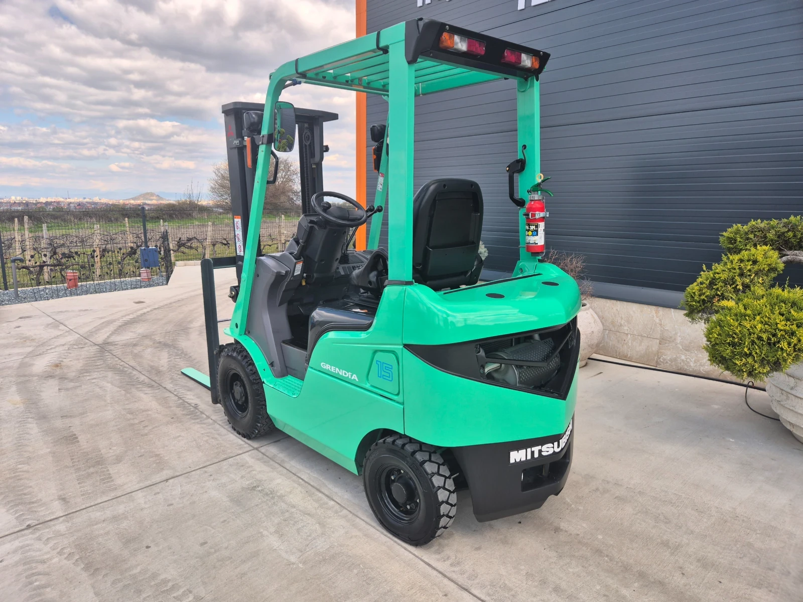  Mitsubishi *  *  *   * ! | Mobile.bg   3