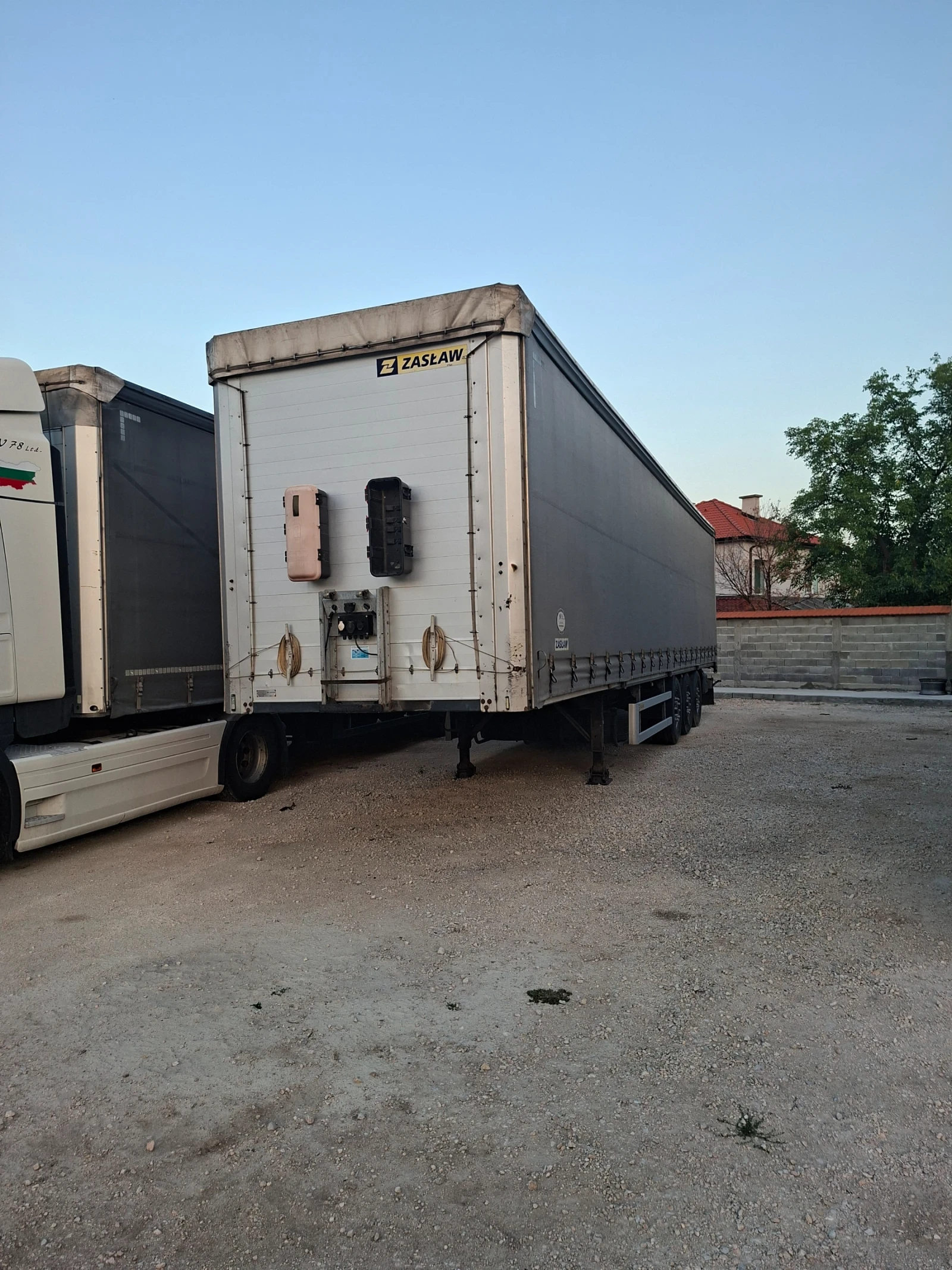 Полуремарке Krone, снимка 9 - Ремаркета - 55896490
