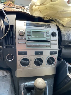 Toyota Corolla verso 2 броя разпродажба, снимка 3