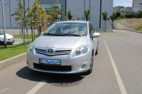 Toyota Auris 132 коня + ГАЗ -МН. ДОБРА, снимка 1