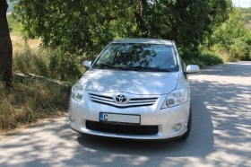 Toyota Auris 132 коня + ГАЗ. НОВА, снимка 6