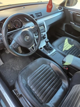VW Passat, снимка 11 - Автомобили и джипове - 53643741