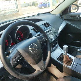 Mazda 3 - 3000 € / 5867.49 лв. - 63650233 3