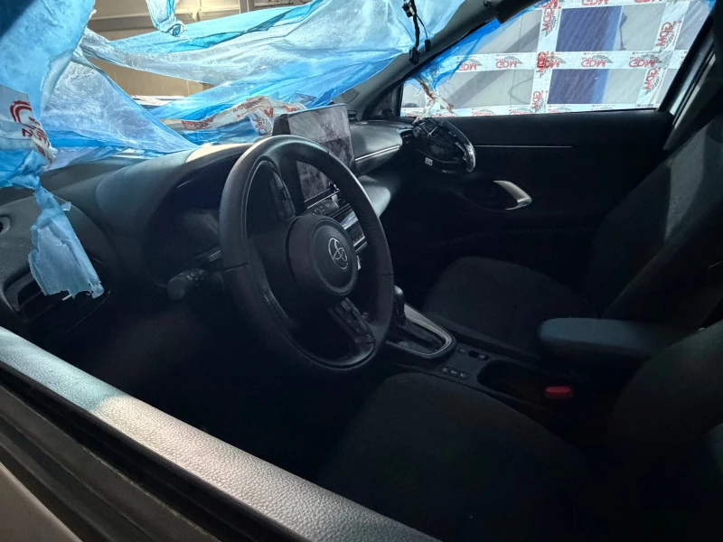 Toyota Yaris Cross 1.5-HEV-25г-2хл.км, снимка 4 - Автомобили и джипове - 52961026