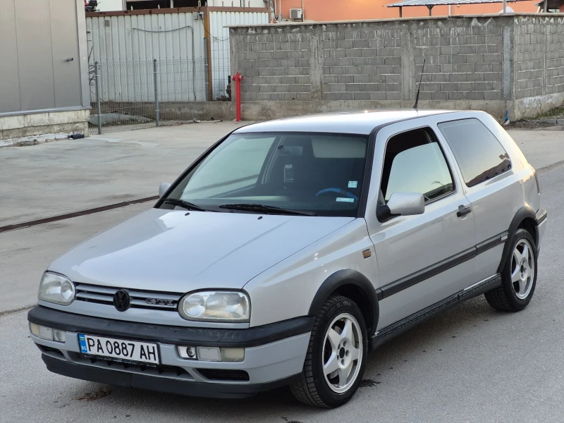 VW Golf 2.0 GTI БЕНЗИН/КЛИМАТИК, снимка 5 - Автомобили и джипове - 49470287