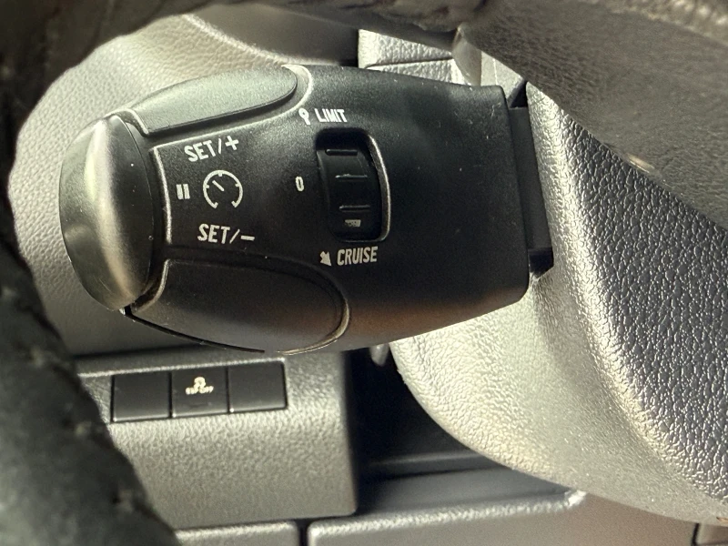 Peugeot 5008 1.6 HDI * * РЕАЛЕН ПРОБЕГ* * СЕРВИЗНА ИСТОРИЯ * * , снимка 14 - Автомобили и джипове - 51082202