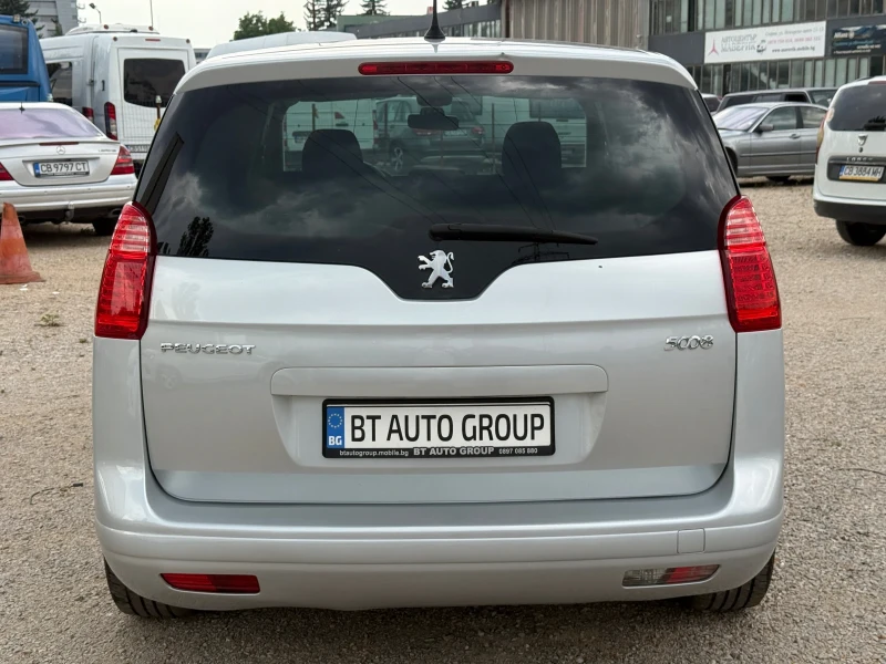 Peugeot 5008 1.6 HDI * * РЕАЛЕН ПРОБЕГ* * СЕРВИЗНА ИСТОРИЯ * * , снимка 5 - Автомобили и джипове - 51082202