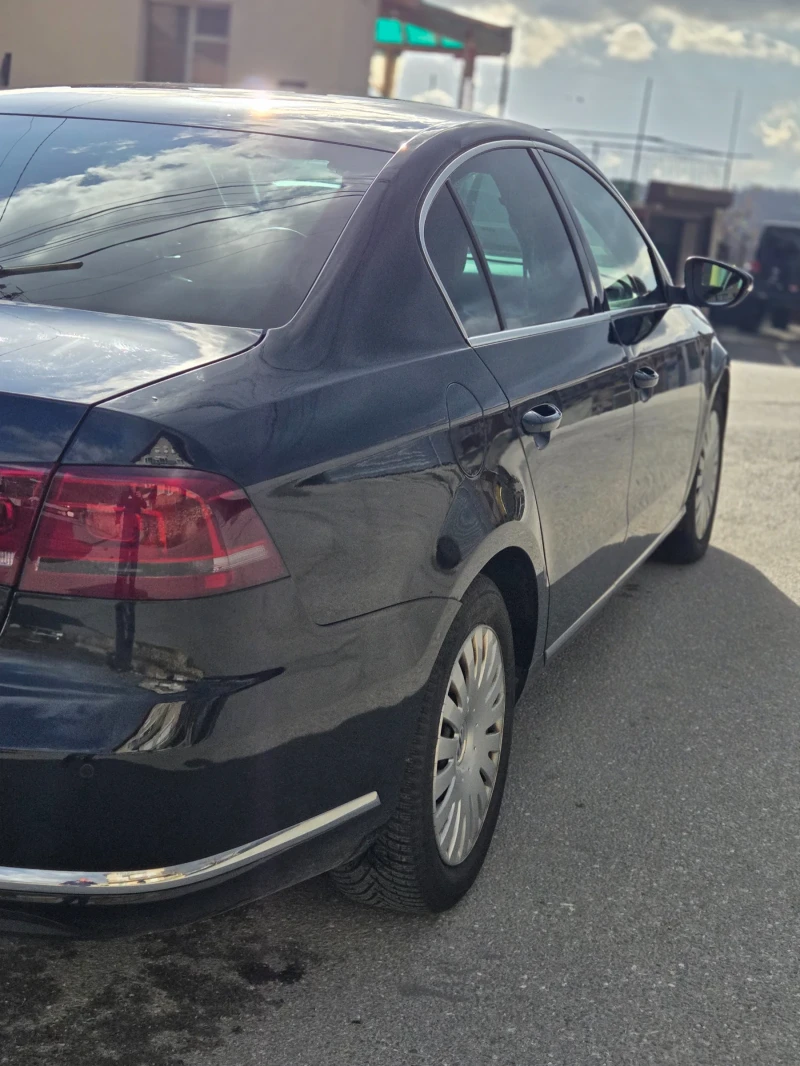 VW Passat, снимка 2 - Автомобили и джипове - 52882652