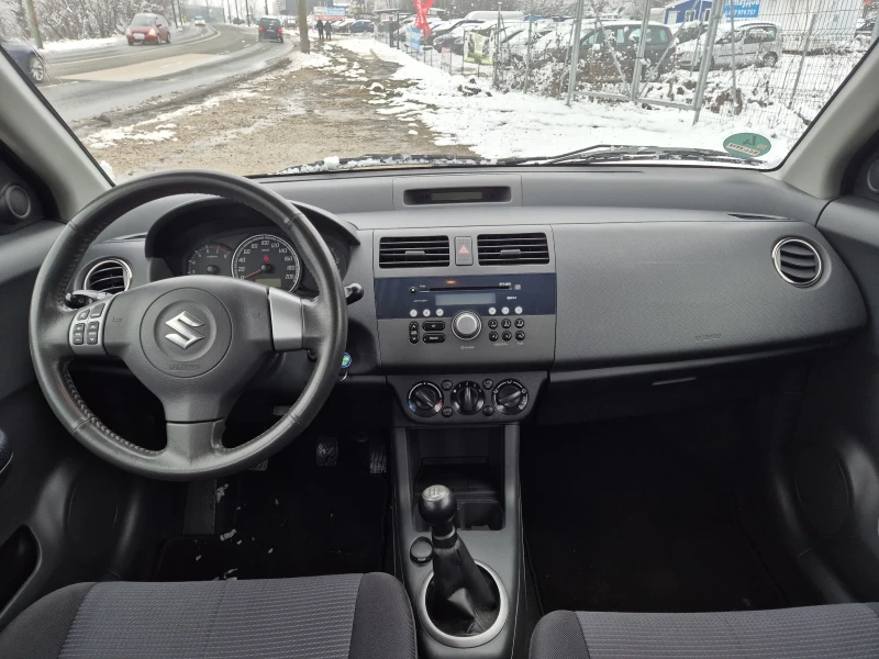 Suzuki Swift 1.3 4х4 FACELIFT , снимка 8 - Автомобили и джипове - 52922540