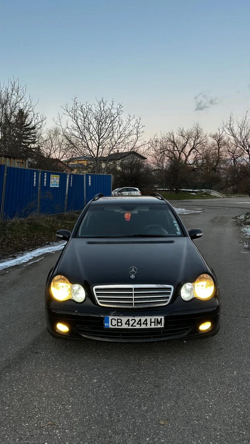 Mercedes-Benz C 220 CDI, снимка 2 - Автомобили и джипове - 53078284