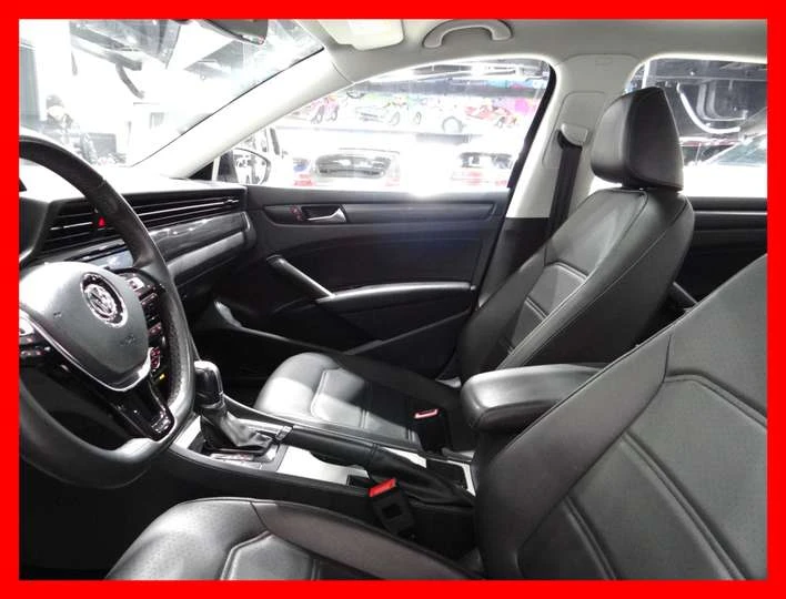 VW Passat HIGHLINE * NAVI/BACKUP CAM/LEATHER/SUNROOF/PUSH ST - изображение 8