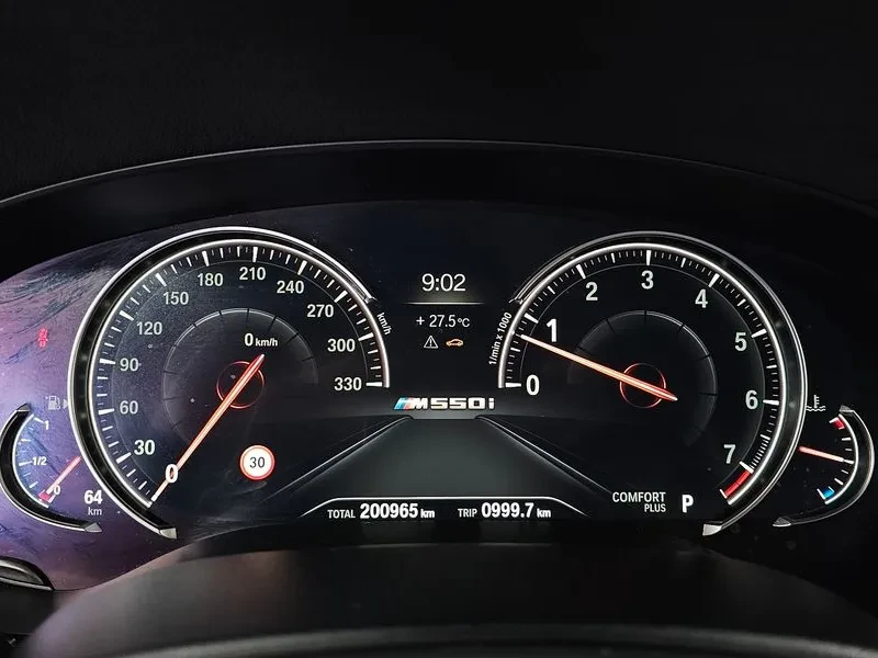 BMW 520 (G30) 530I xDrive M Sports Plus, снимка 8 - Автомобили и джипове - 54997817