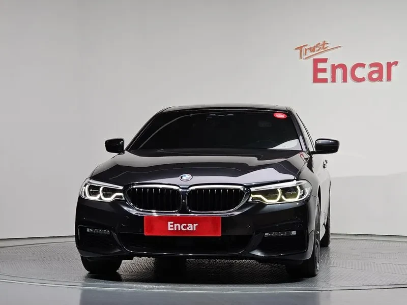 BMW 520 (G30) 530I xDrive M Sports Plus, снимка 3 - Автомобили и джипове - 54997817