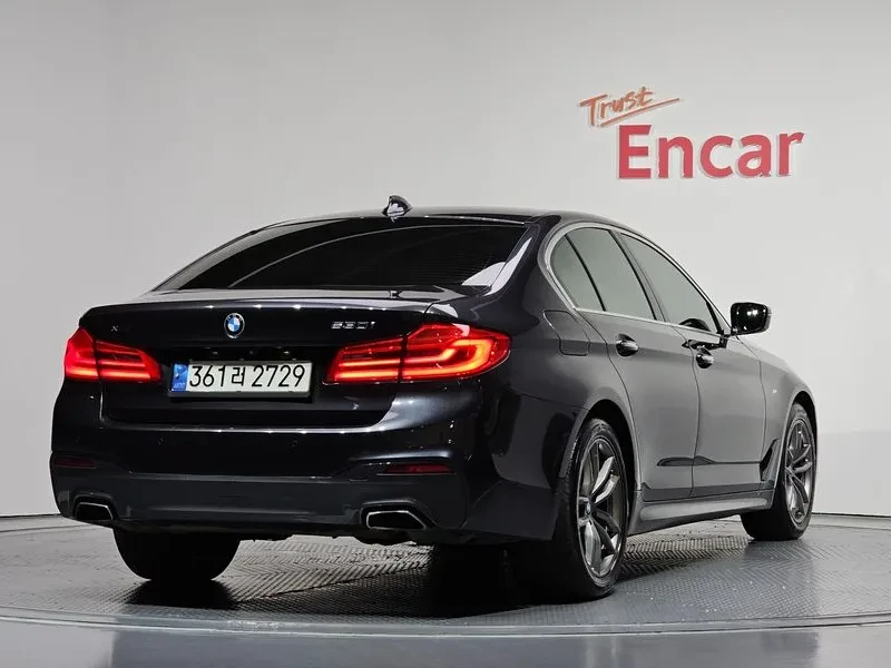 BMW 520 (G30) 530I xDrive M Sports Plus, снимка 2 - Автомобили и джипове - 54997817