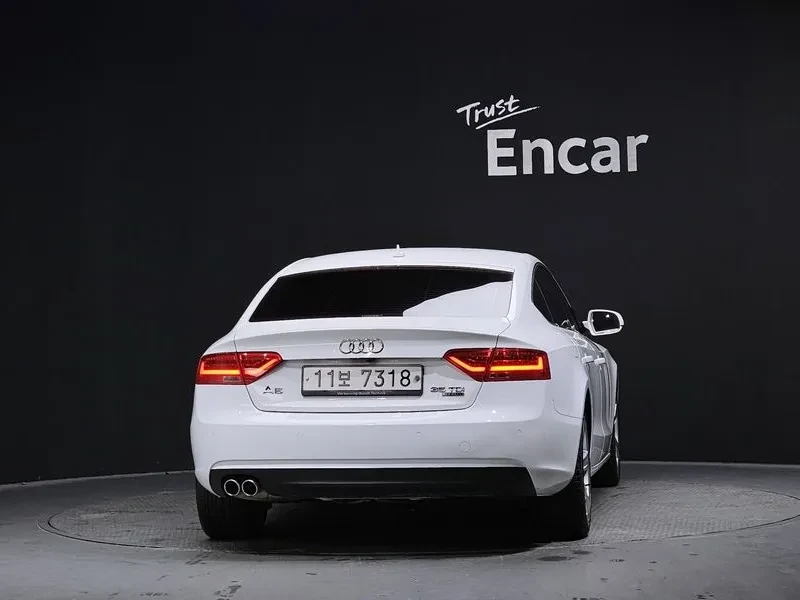 Audi A5 2.0 TDI Quattro, снимка 4 - Автомобили и джипове - 55032428