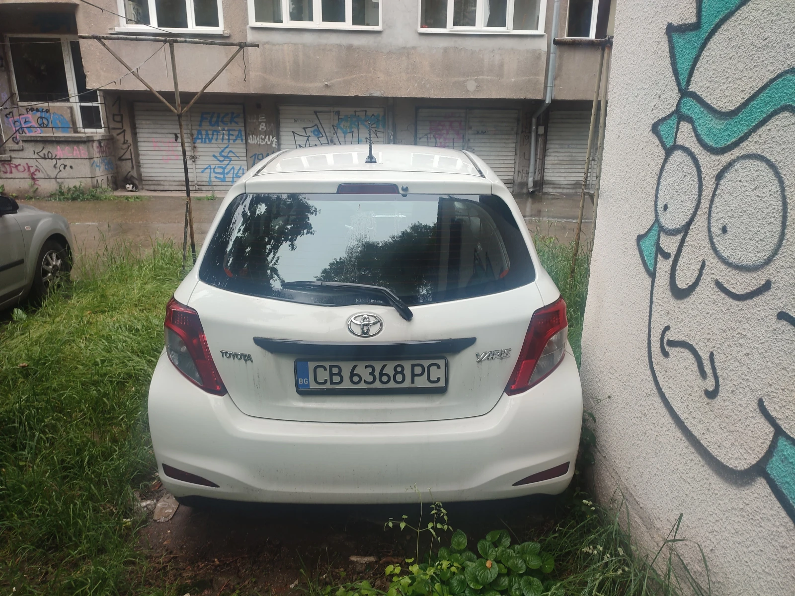Toyota Yaris  - изображение 3