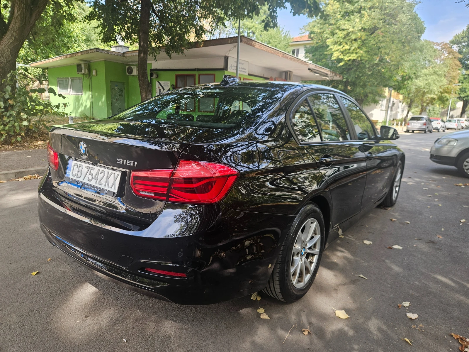 BMW 318 Automatic - изображение 6