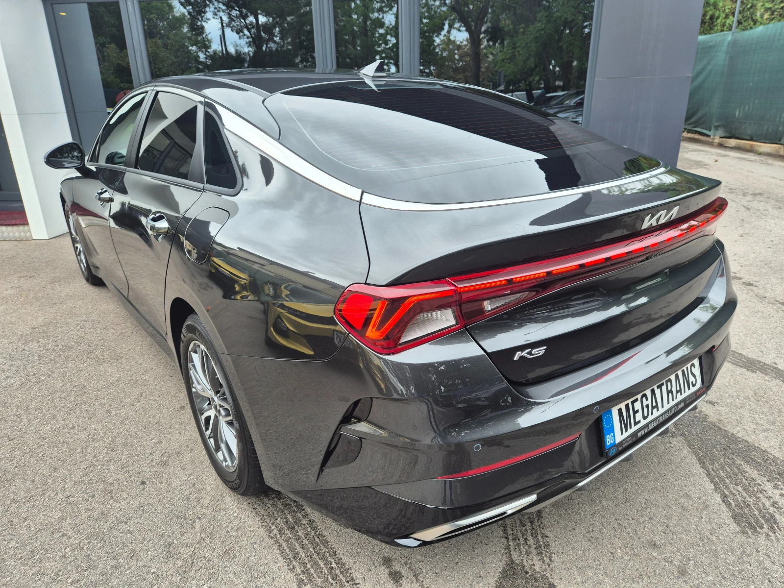 Kia K5 2.0 cm3 LPG - изображение 3