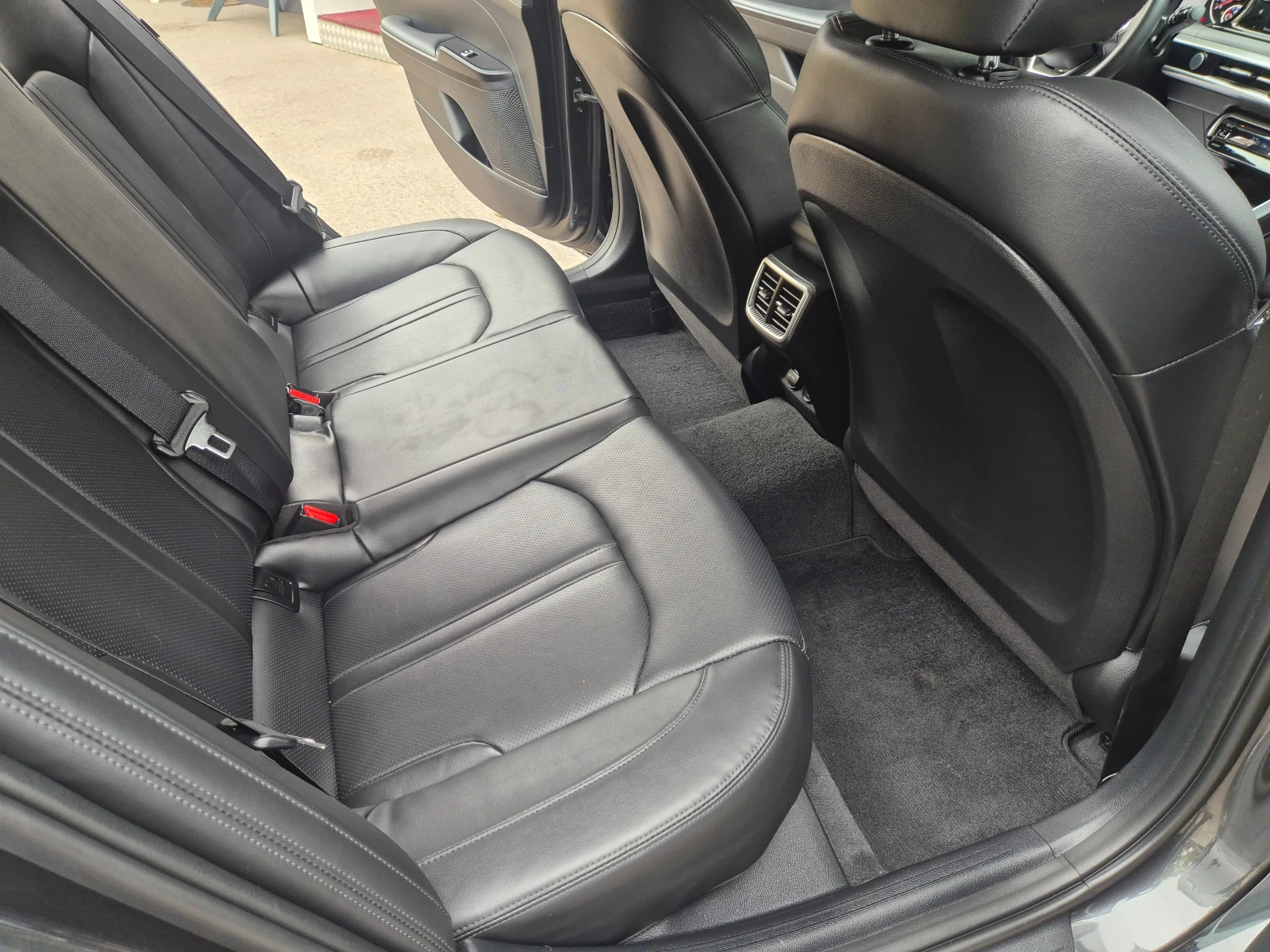 Kia K5 2.0 cm3 LPG - изображение 8