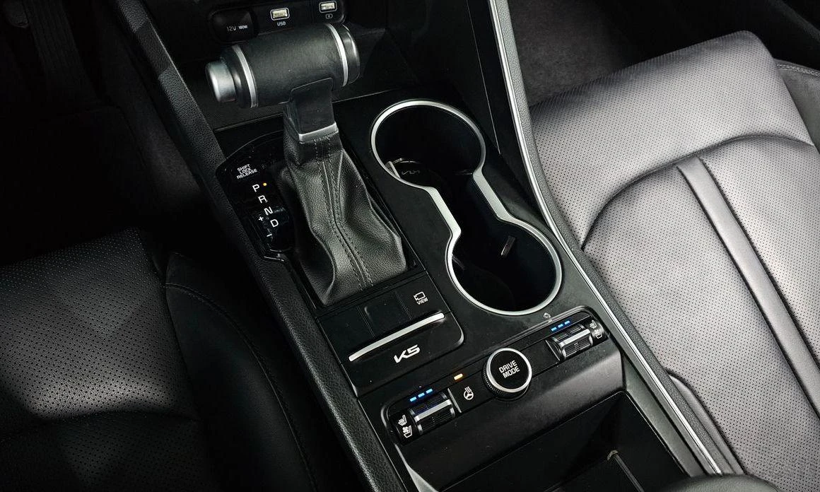 Kia K5 2.0 LPG Trendy * НАЙ-ДОБРА ЦЕНА В БЪЛГАРИЯ*  - изображение 9