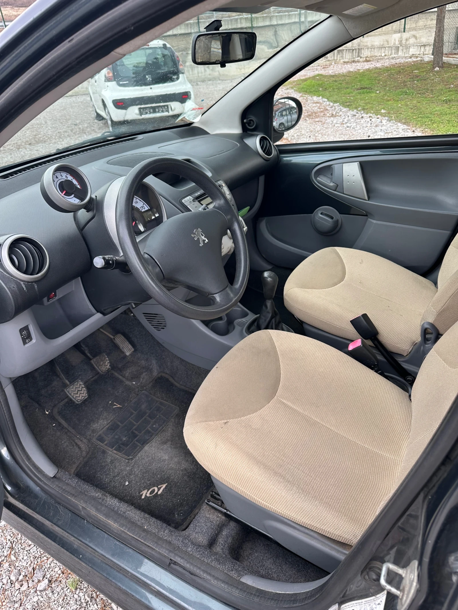 Peugeot 107 1.0 /  | Mobile.bg   11
