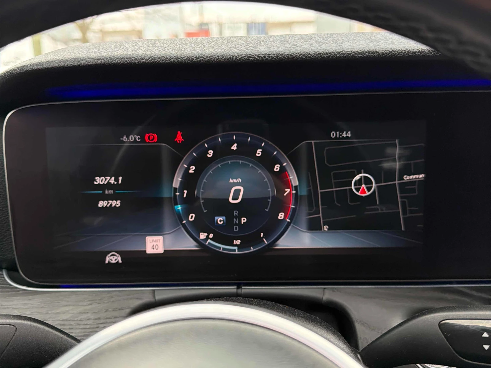 Mercedes-Benz E 450 * * CARFAX * * АВТО КРЕДИТ * *  - изображение 9