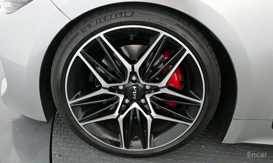 Kia Stinger  - изображение 5