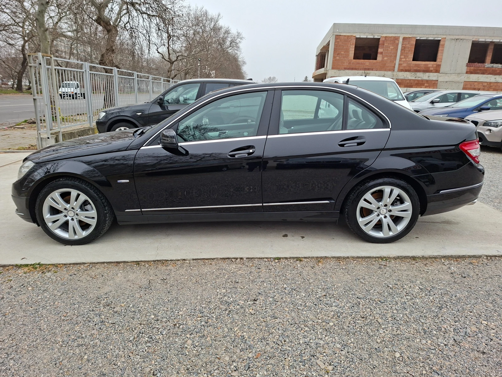 Mercedes-Benz C 220 2.2/170ks, снимка 4 - Автомобили и джипове - 53833649