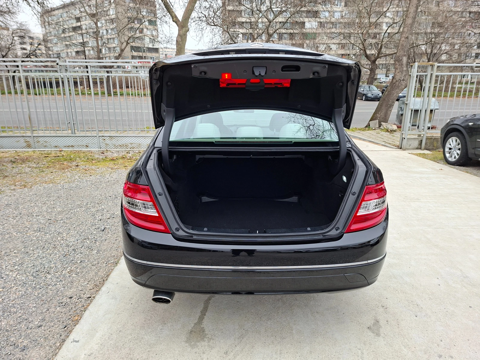 Mercedes-Benz C 220 2.2/170ks, снимка 16 - Автомобили и джипове - 53833649