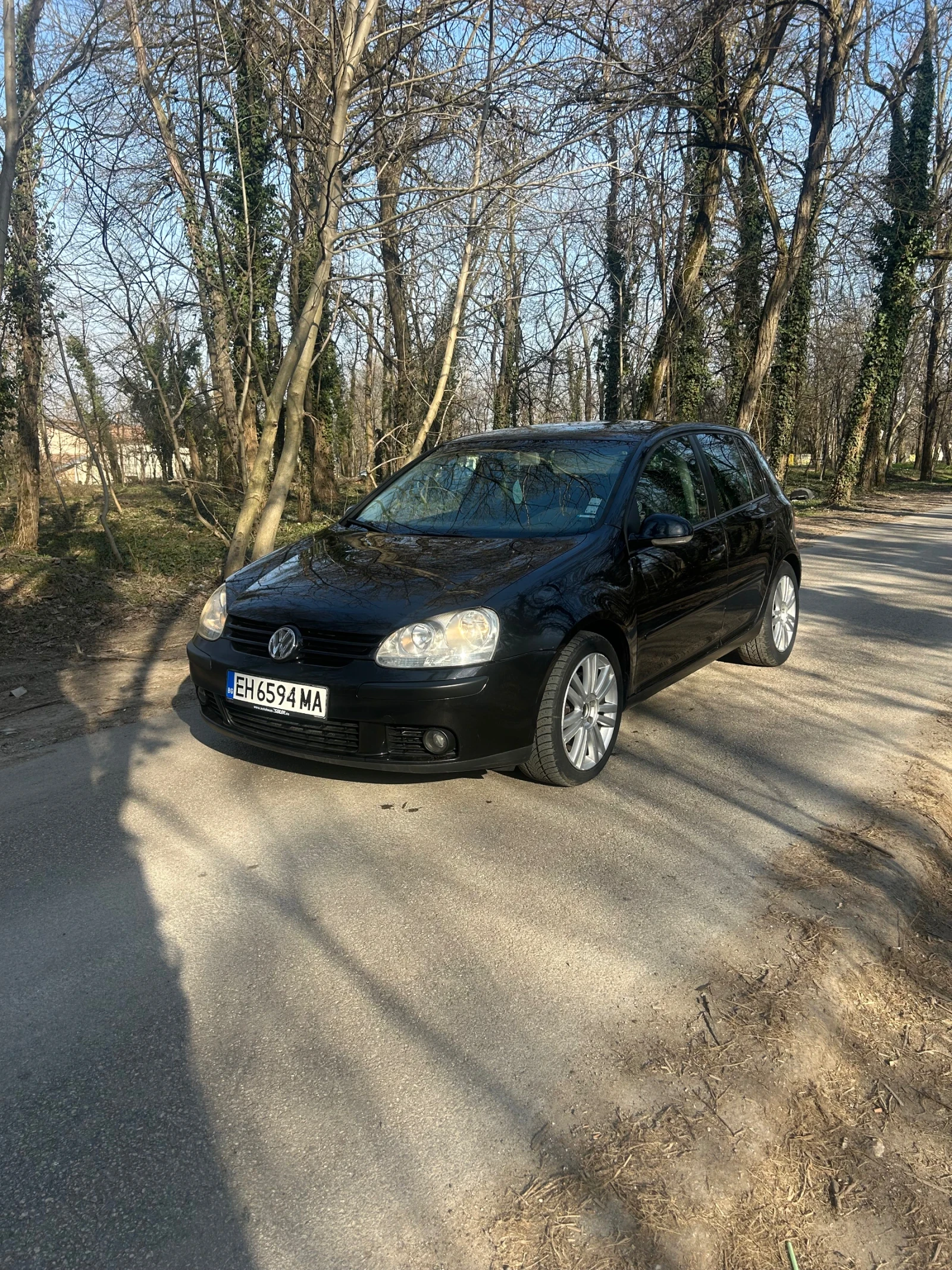 VW Golf 2.0 tdi, снимка 2 - Автомобили и джипове - 53896101