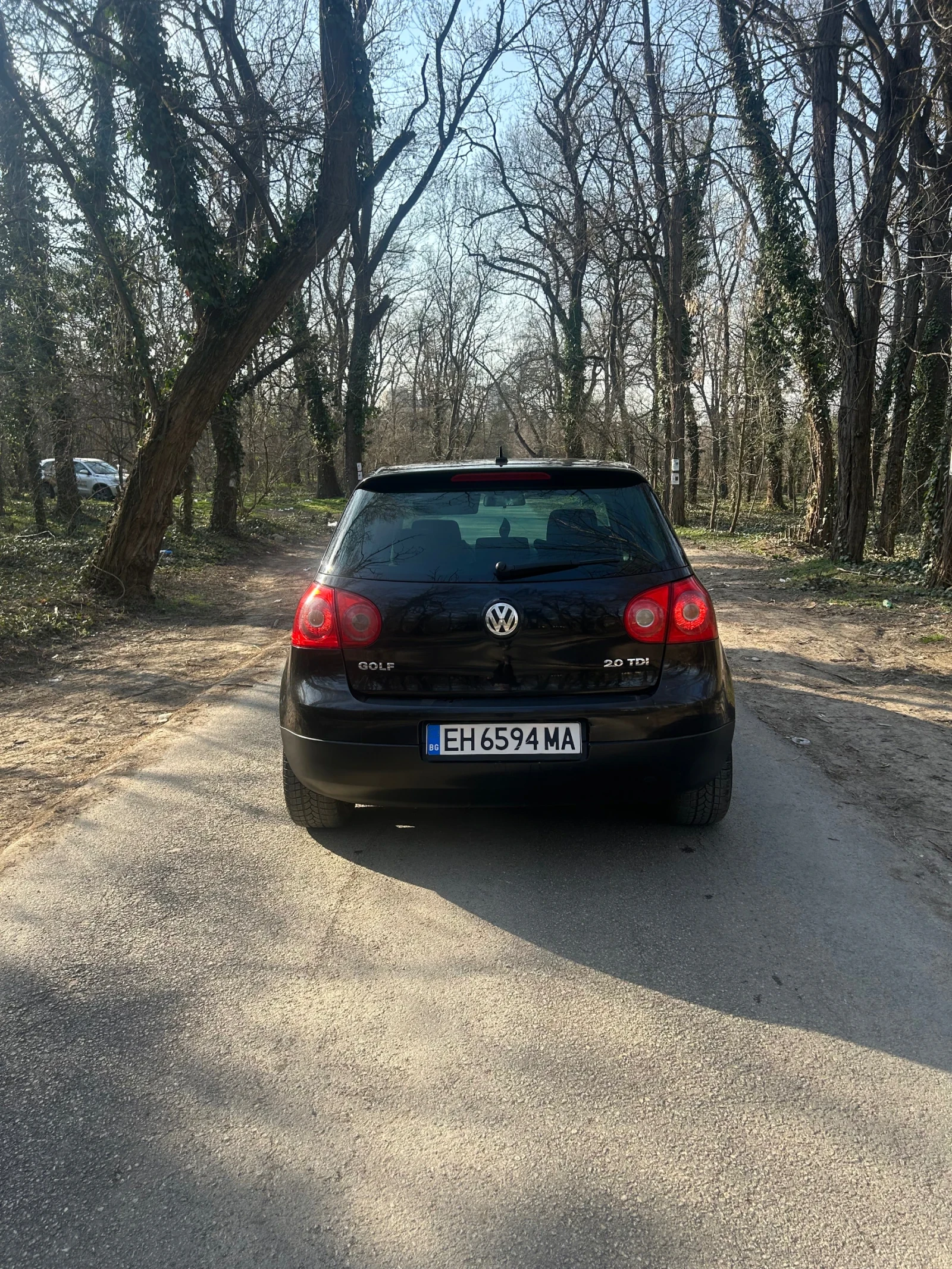 VW Golf 2.0 tdi, снимка 6 - Автомобили и джипове - 53896101