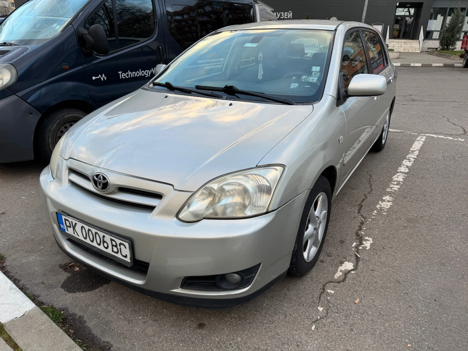 Toyota Corolla 1.4 VVTi + gaz