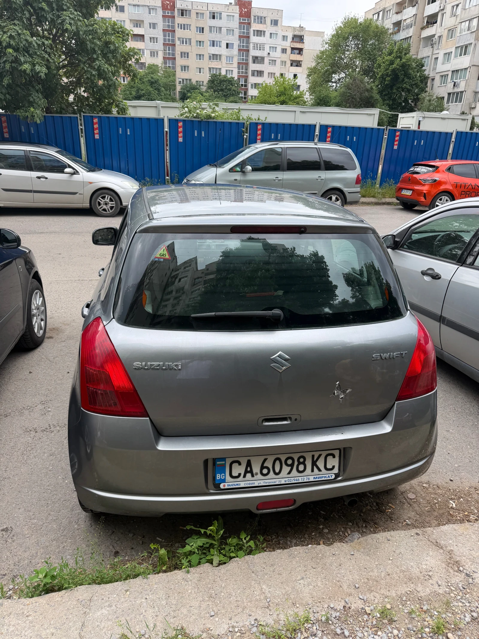 Suzuki Swift 1.3, снимка 5 - Автомобили и джипове - 54726203