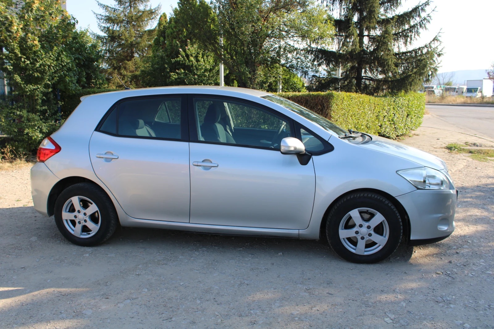 Toyota Auris 132к.с. + ГАЗ  МОЖЕШ  ДА  ТЕСТВАШ, снимка 2 - Автомобили и джипове - 55773389