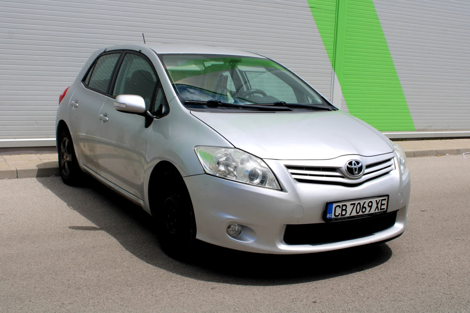 Toyota Auris + ГАЗОВ  ИНЖЕКЦИОН