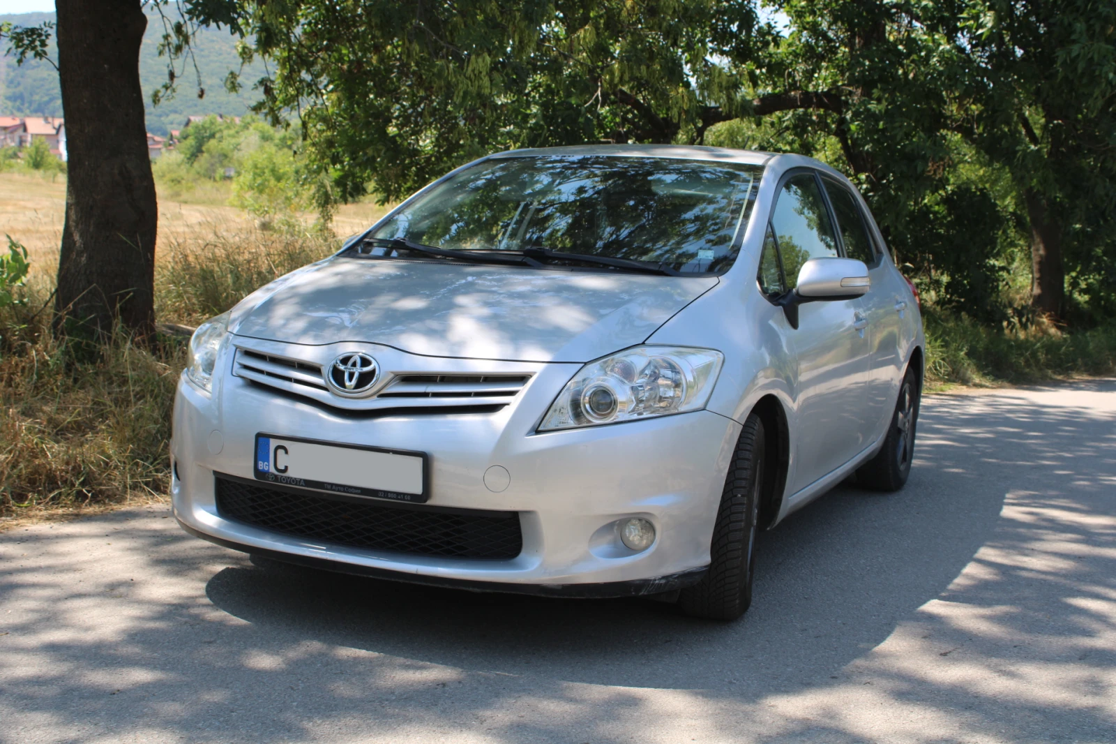 Toyota Auris 132 коня + ГАЗ. НОВА, снимка 8 - Автомобили и джипове - 55619966