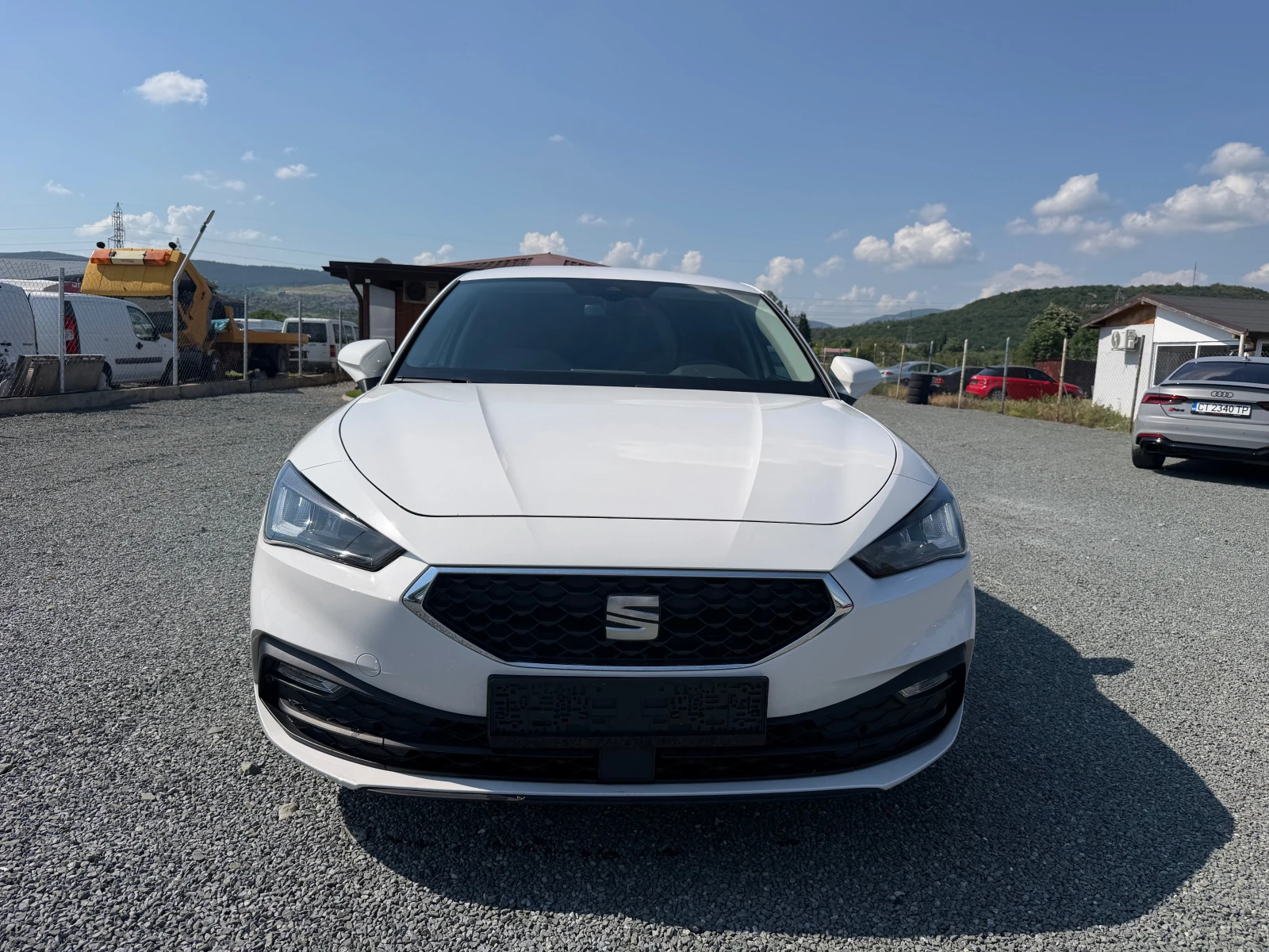 Seat Leon, снимка 2 - Автомобили и джипове - 54869816