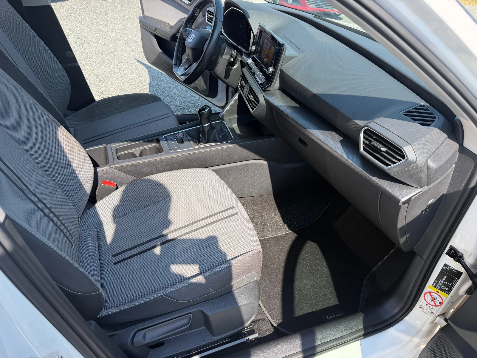 Seat Leon, снимка 10 - Автомобили и джипове - 54869816