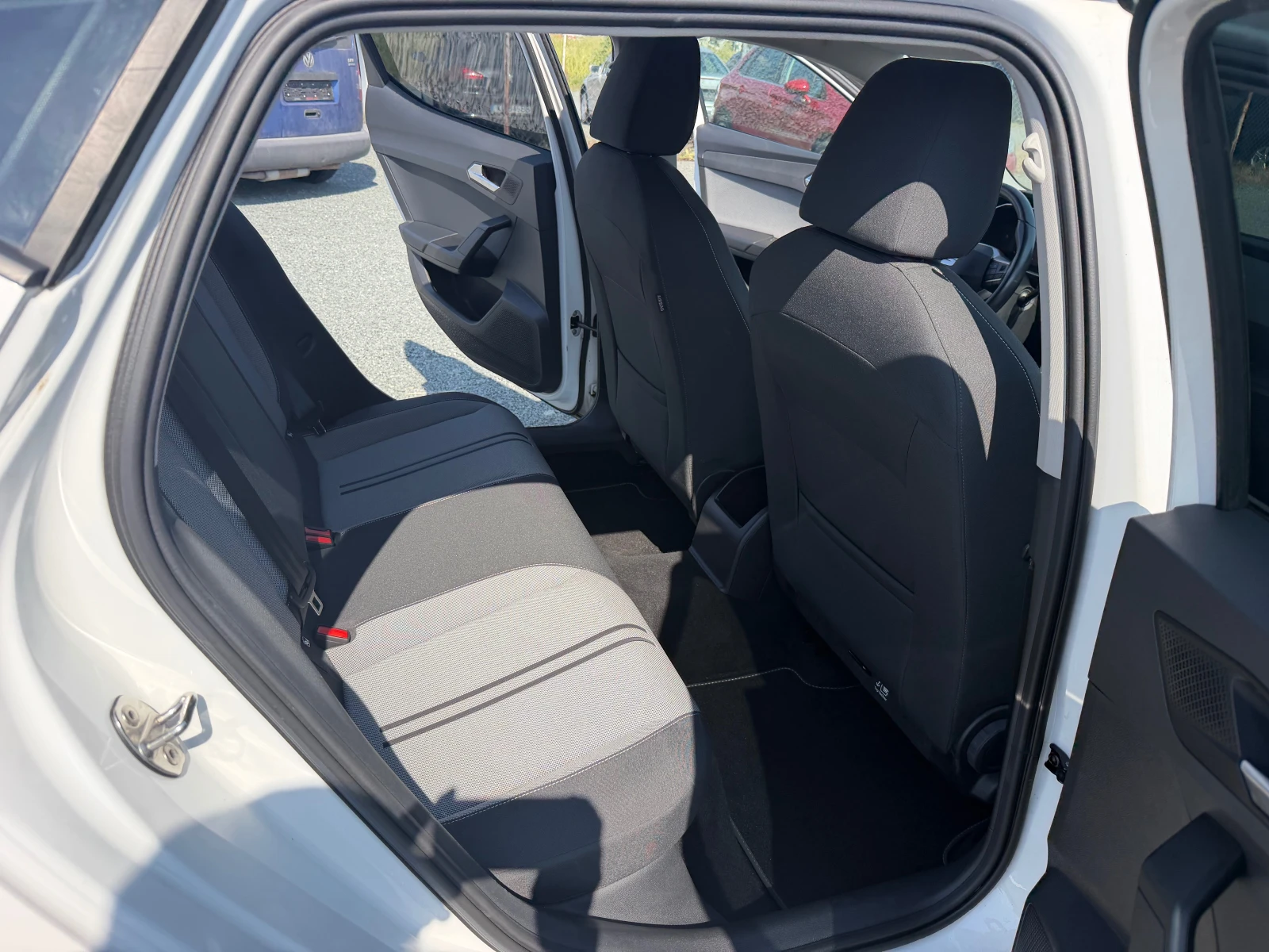 Seat Leon, снимка 11 - Автомобили и джипове - 54869816