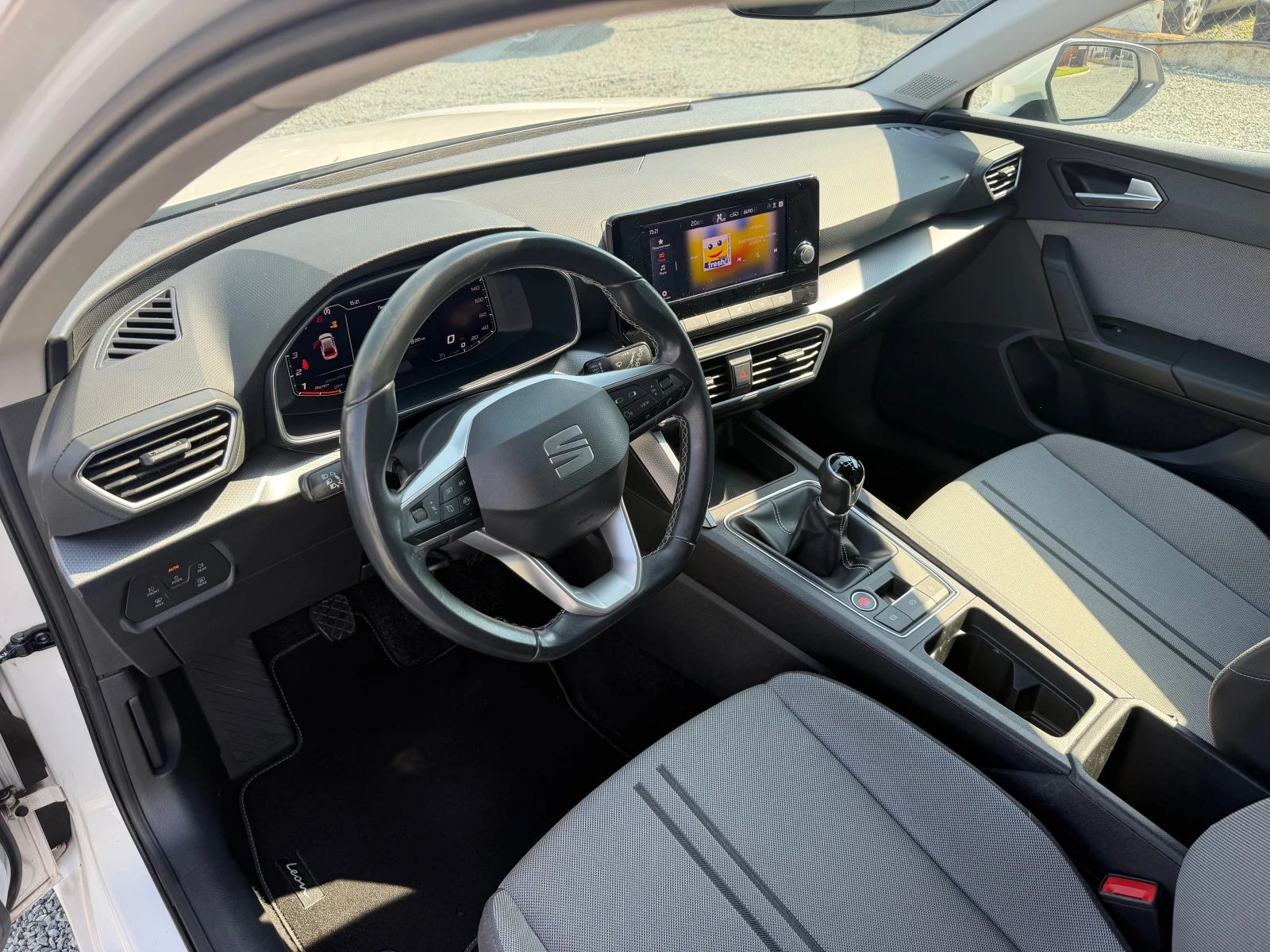 Seat Leon, снимка 8 - Автомобили и джипове - 54869816