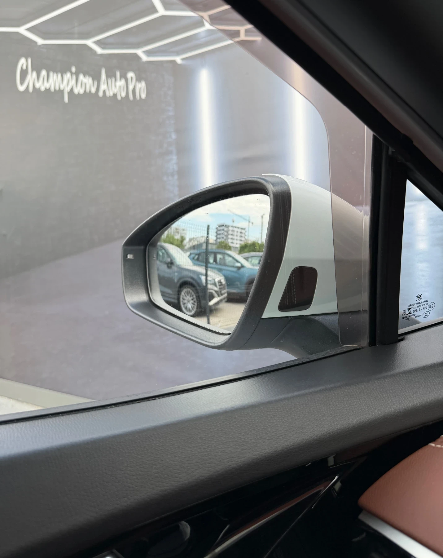 VW ID.4 Pro Full 82kw, снимка 9 - Автомобили и джипове - 55436263