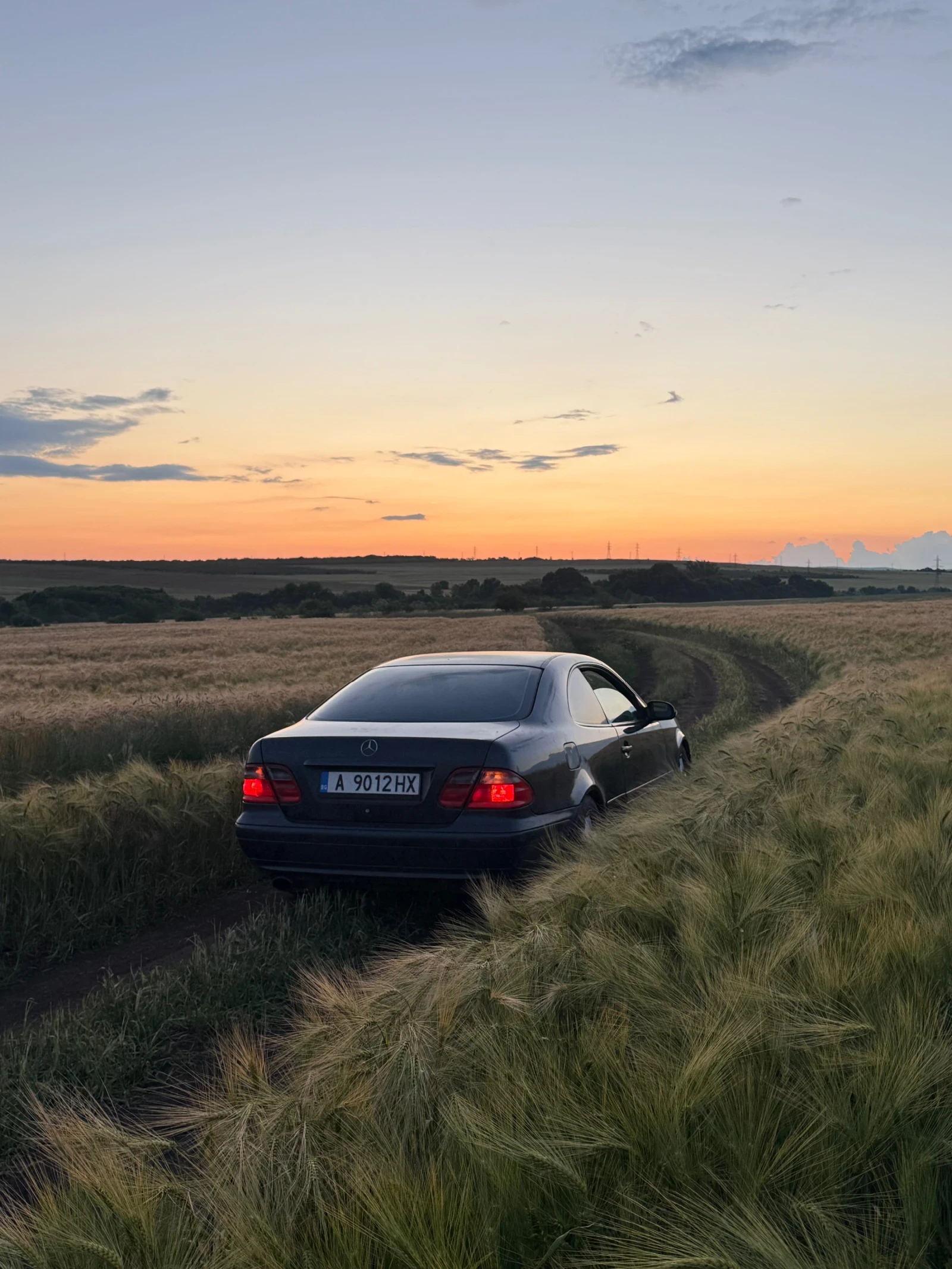 Mercedes-Benz CLK, снимка 4 - Автомобили и джипове - 55749930